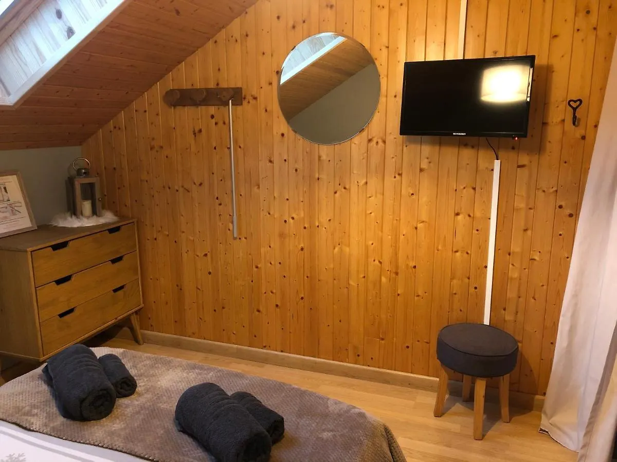 Charmant appartement 2-4 personnes entre Annecy et Aravis Thônes France